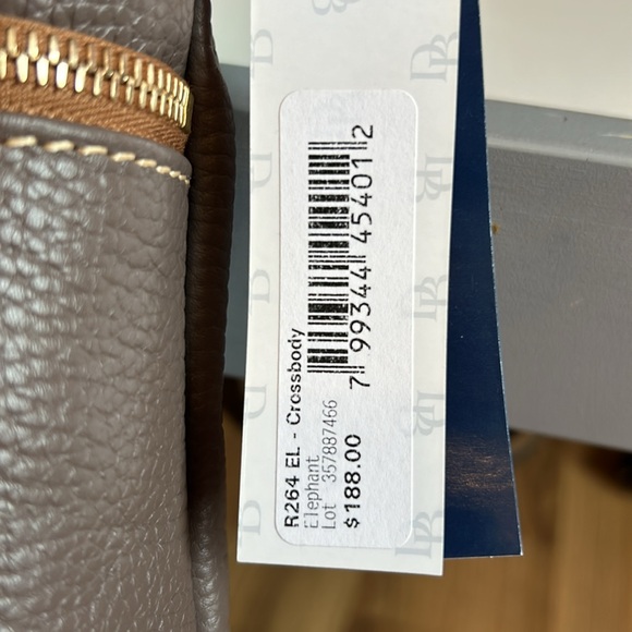 Dooney and Bourke Cross body brand new - Picture 7 of 7